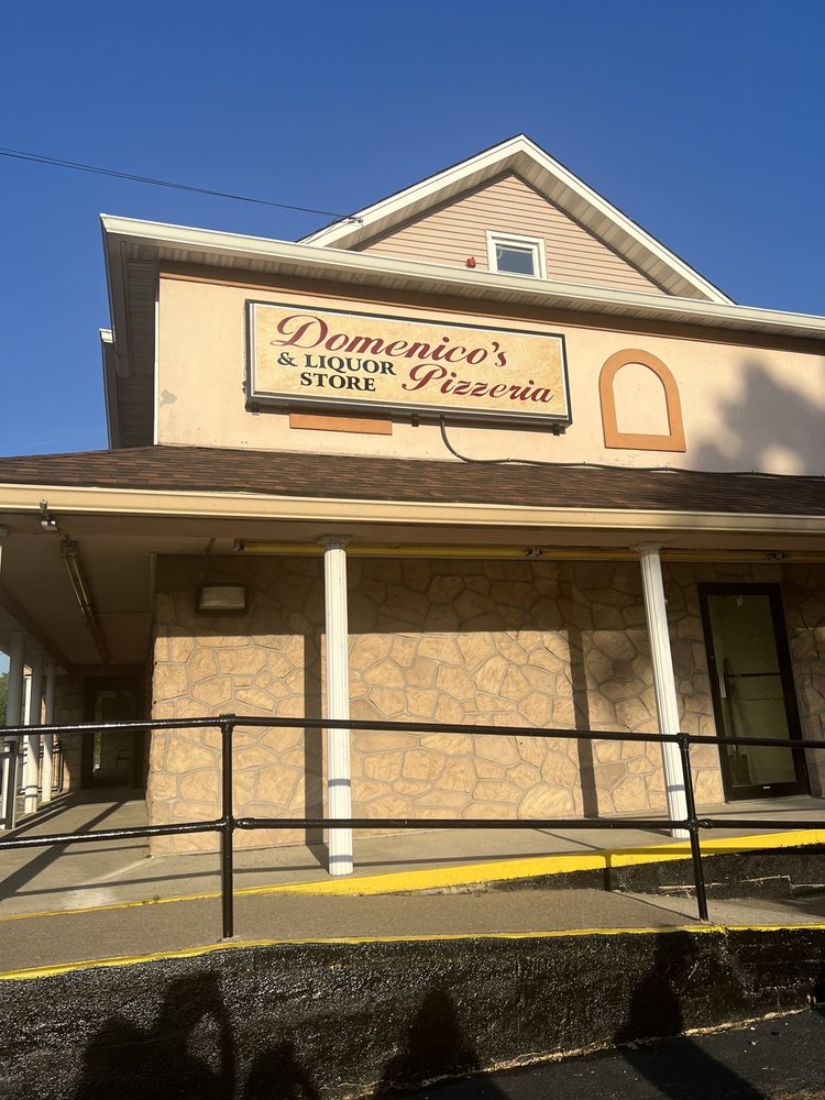 Domenico's Pizzeria & Liquor Store