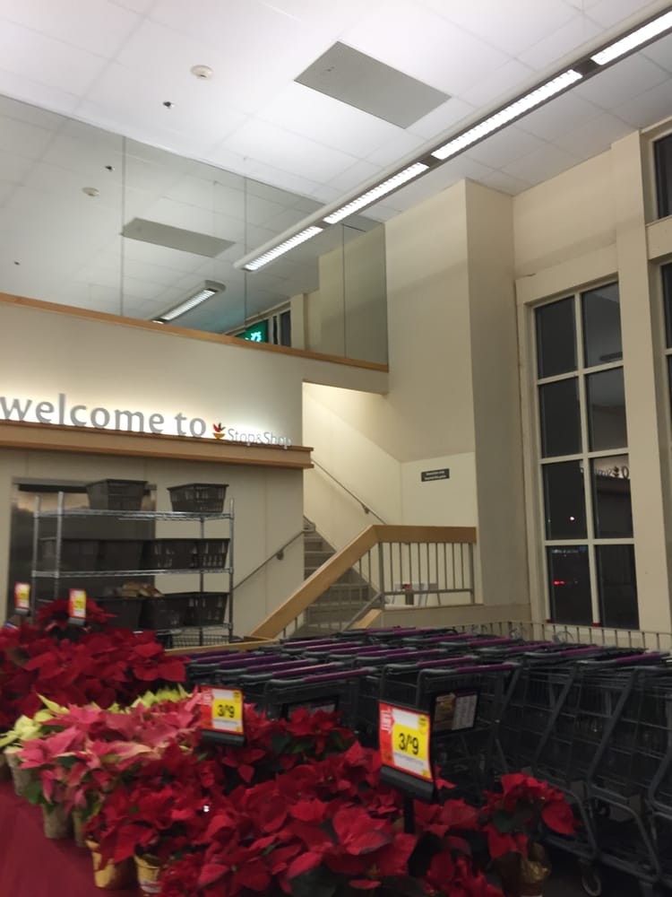 Stop & Shop 27 Photos & 10 Reviews Grocery 1415 Boston Providence