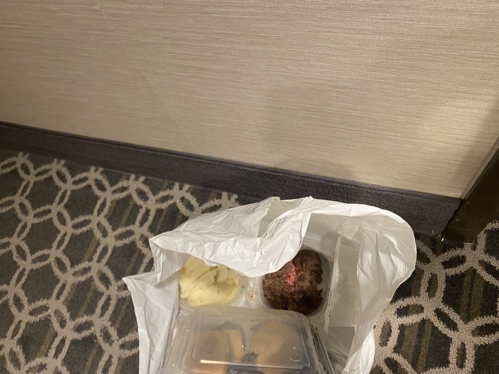 Fleming’s Prime Steakhouse & Wine Bar