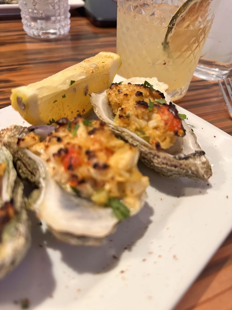 Dune Street RawBar & Grill