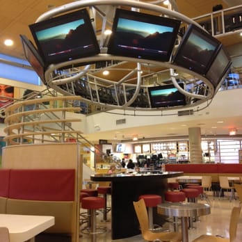 Mcdonald S 147 Photos 82 Reviews Fast Food 1120 W 22nd St Photo Of Mcdonald S Oak Brook Il United States