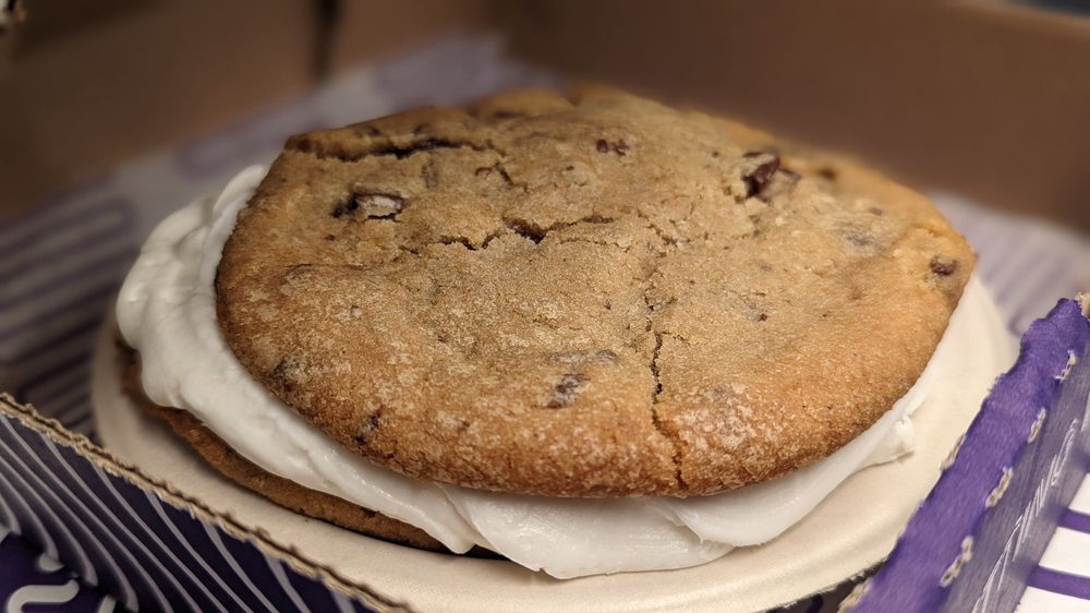 Insomnia Cookies