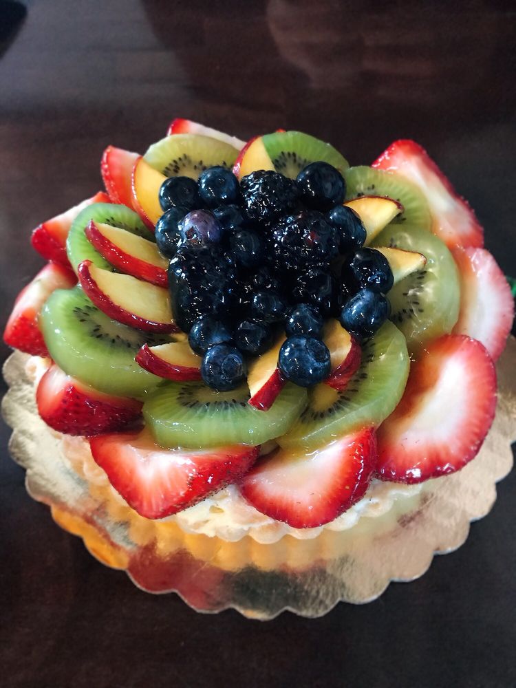 grab the fruit tart from the bakery sooo good yelp whole foods fruit tart