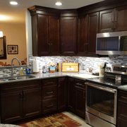The Kitchen Master 33 Photos 10 Reviews Contractors 600 Master Bathroom Remodle Photo Of The Kitchen Naperville Il United States