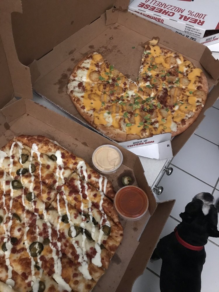 Toppers Pizza