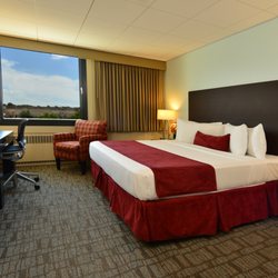 Hotel Um 24 Photos 23 Reviews Hotels 1 Campus Center Way Photo Of Hotel Um Amherst Ma United States King Bed