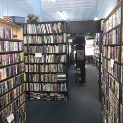 Tom S Used Books 20 Photos 30 Reviews Book 108 N Tom S Used Books 20 Photos 30 Reviews Book 108 N School St Lodi Ca Phone Number Yelp