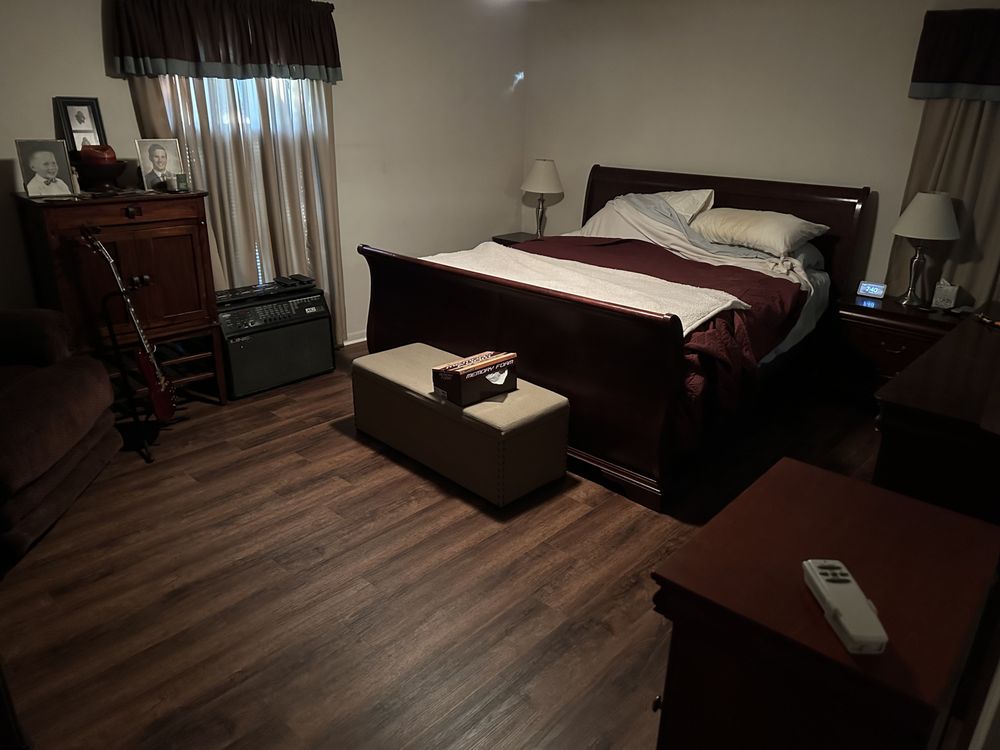 image of business The Best Little Floorhouse In Texas