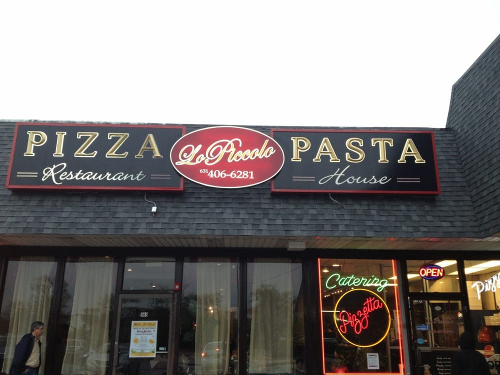 New York Pizza & Eatery Pizza 581 Smithtown Byp, Hauppauge, NY