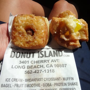 Donut Island 195 Photos 100 Reviews Bakeries 3401 Cherry Ave Photo Of Donut Island Long Beach Ca United States Pecan Coconut Cronut