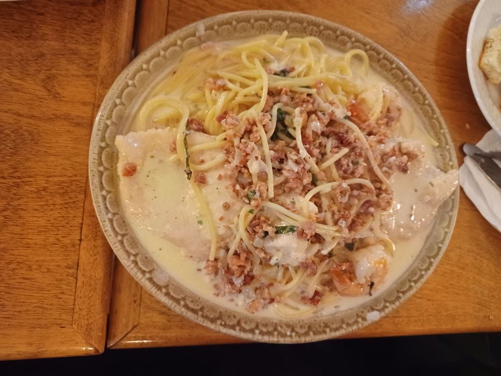 Three Brothers Restaurant & Pizzeria