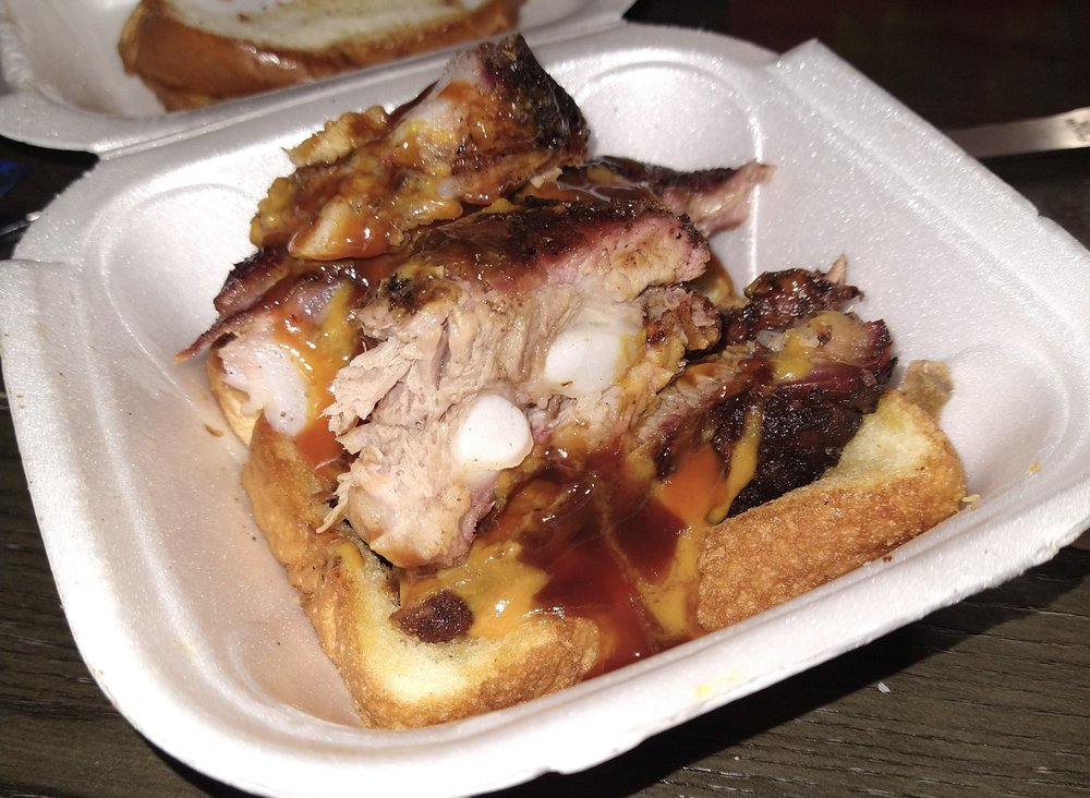 McCray's World Famous Food Truck