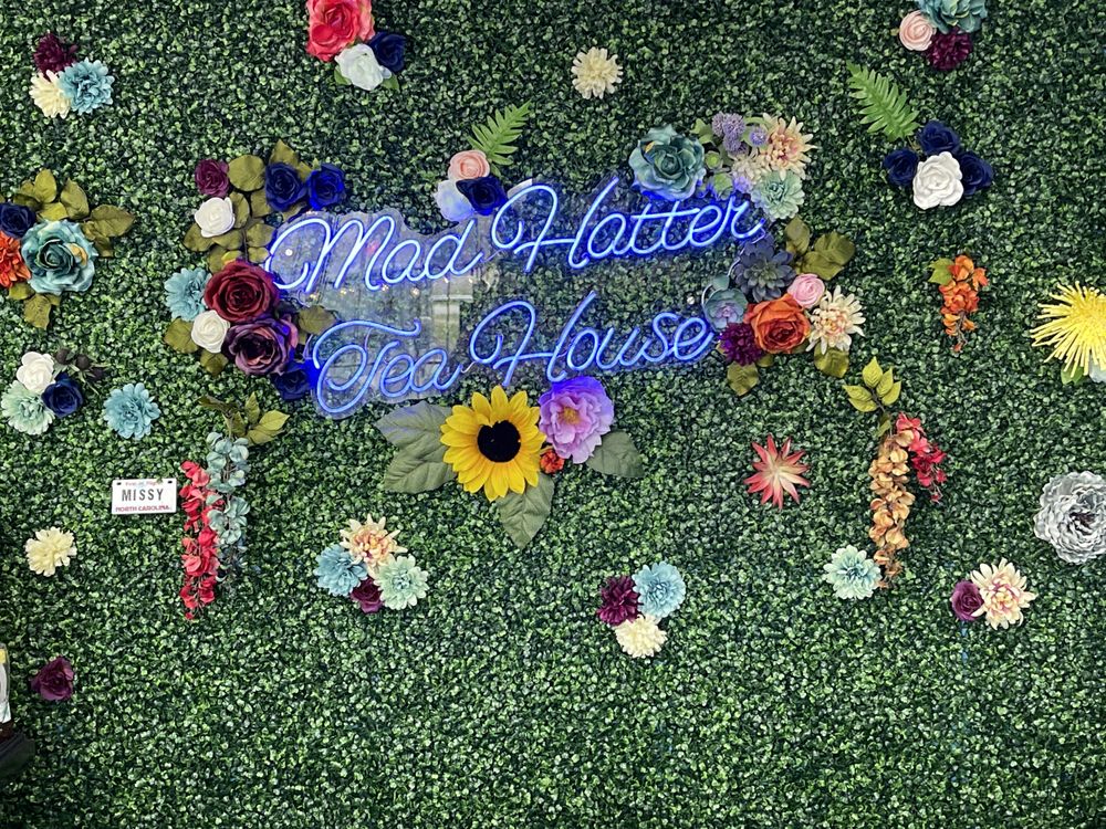 Mad hatter tea house