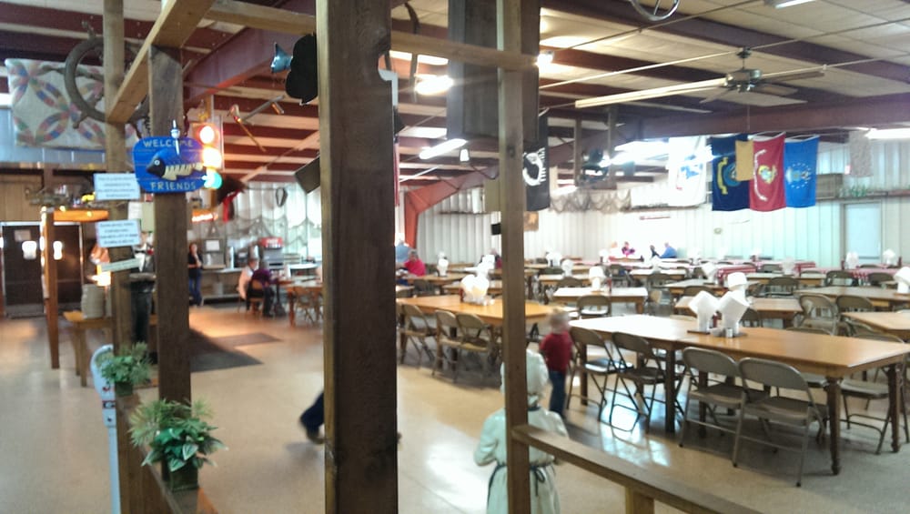 Booty’s Fish House Seafood Hwy 17 Businesss, Royston, GA