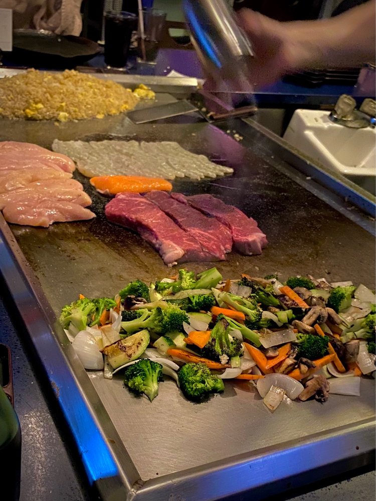 Hibachi Teppanyaki & Sushi