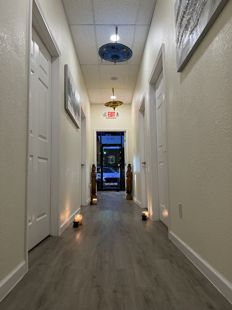 Q Thai Massage & Spa