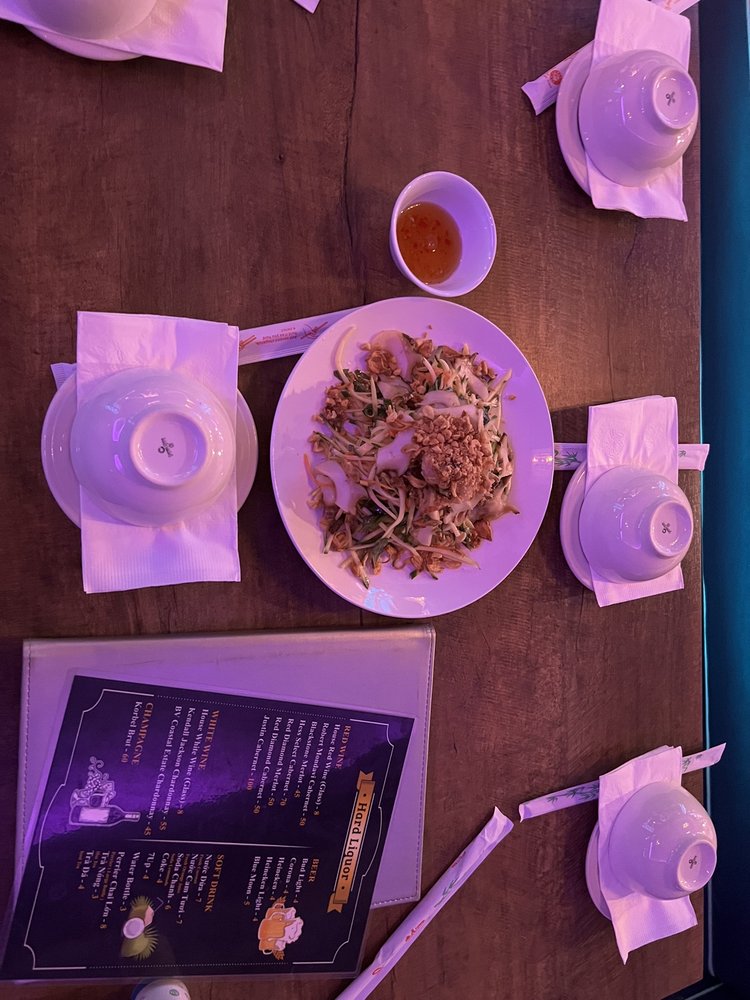 i Tango Restaurant & Lounge