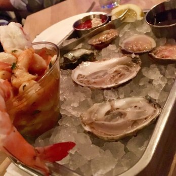 Shell Bones Oyster Bar Grill 632 Photos 393 Reviews Photo Of Shell Bones Oyster Bar Grill New Haven Ct United