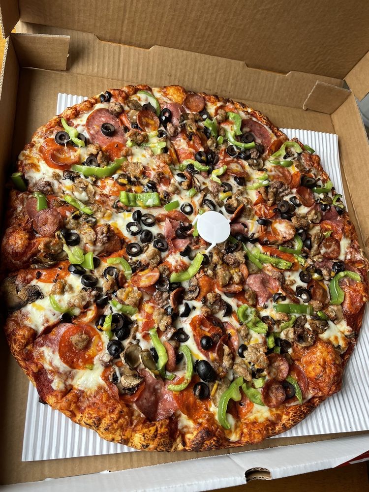 Straw Hat Pizza