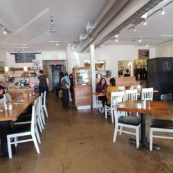Humble Bee 1297 Photos 1390 Reviews Breakfast Brunch 17321 Photo Of Humble Bee Northridge Ca United States Dining Area Expanded