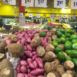 robs no frills 18 reviews grocery 345 bloor street e toronto no frills sherbourne flyer