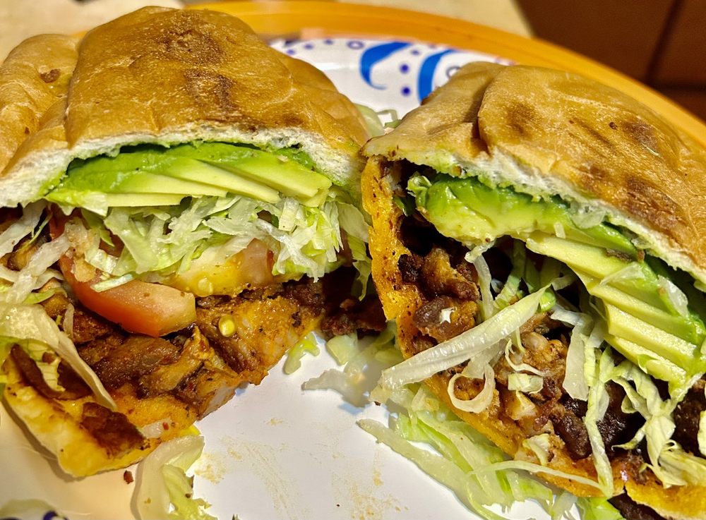 La Baja Tacos