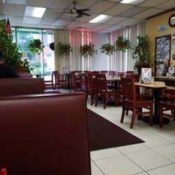 Village Green Restaurant 34 Photos 88 Reviews Breakfast Photo Of Village Green Restaurant Gaithersburg Md United States
