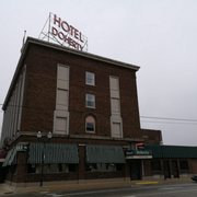 Doherty Hotel 60 Photos 34 Reviews Hotels 604 N Mcewan St Breakfast Photo Of Doherty Hotel Clare Mi United States