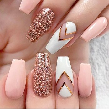 Pretty Nails Closed 48 Reviews Nail Salons 2523 N Lincoln Photo Of Pretty Nails Chicago Il United States What A Cute Acrylic