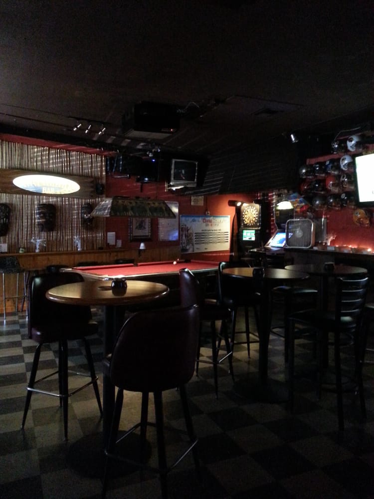 Barretts Sports Bar 10 Reviews Sports Bars 4446 NE 20th Ave, Fort