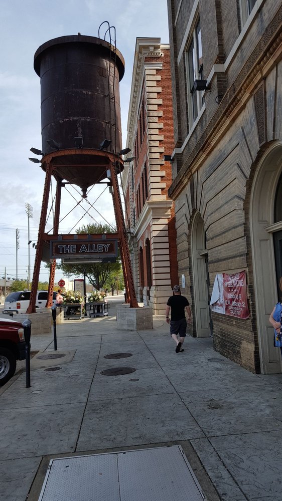 The Alley Bar 13 Photos & 34 Reviews Lounges 166 Commerce St, Montgomery, AL Phone