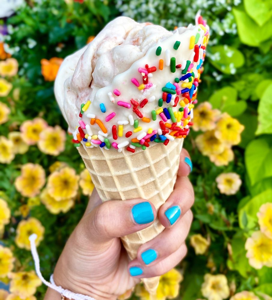 Good Life Ice Cream & Treats