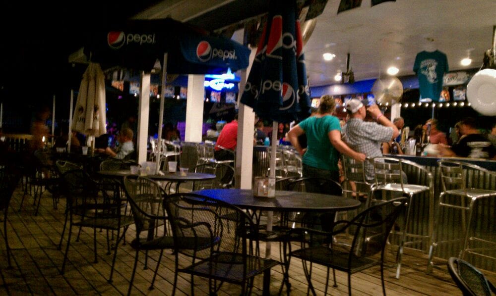 Riptide Restaurant Bar CLOSED American (Traditional) 9079 Old