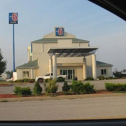 Motel 6 Hotels 365 Tanger Blvd Seymour In Phone Number Yelp Photo Of Motel 6 Seymour In United States From The