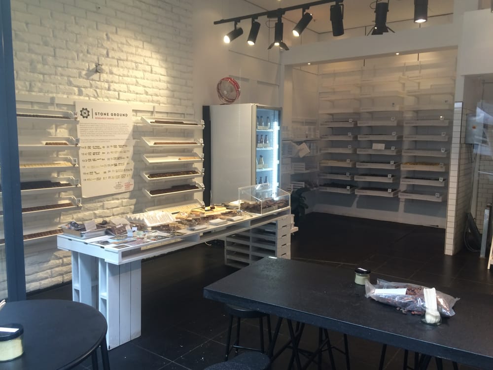 Noosa Chocolate Factory Little Research Store Chocolatiers & Shops