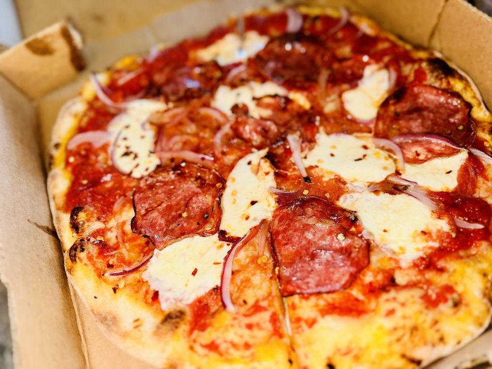 Pizzeria Nora