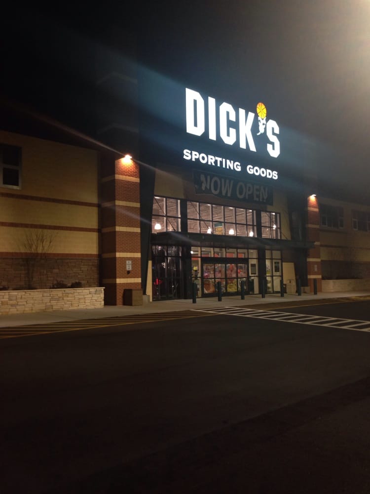 DICK'S Sporting Goods