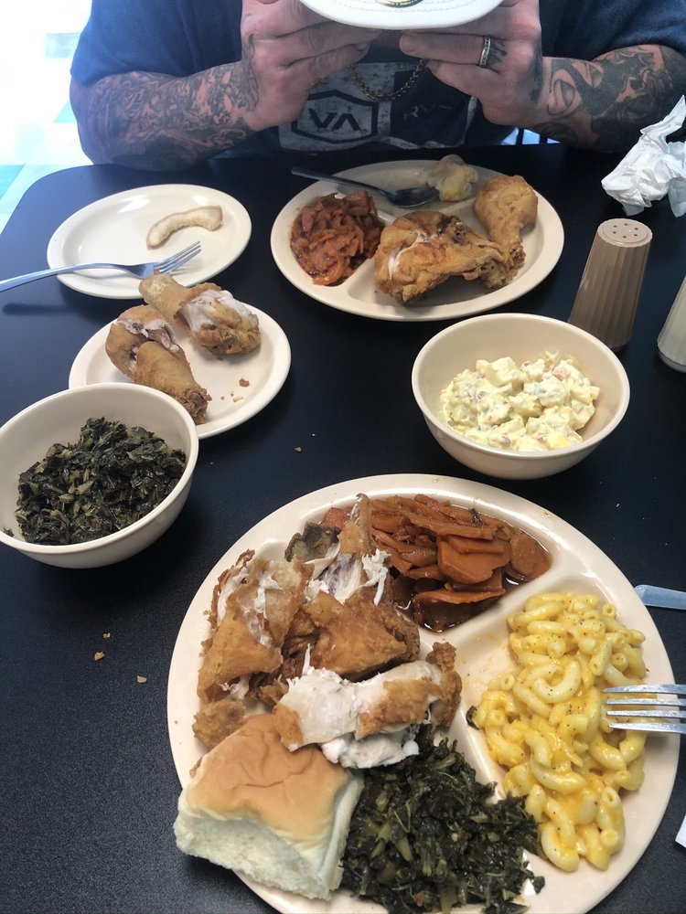 Merenda's Soul Food Kitchen