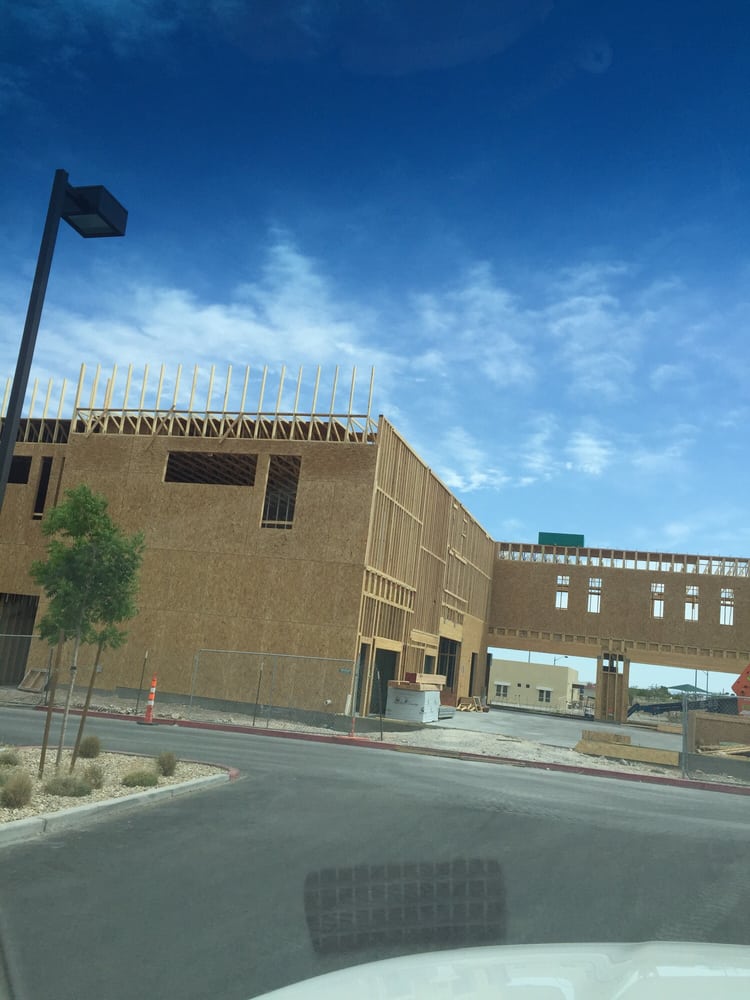 Somerset Academy Sky Pointe Campus 12 Reviews Elementary Schools