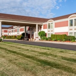 Days Inn And Suites Roseville Hotels 31327 Gratiot Avenue Photo Of Days Inn And Suites Roseville Mi United States