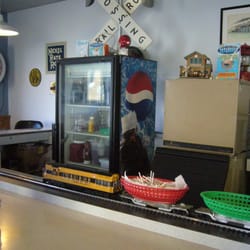 Snackville Junction Closed 14 Reviews Diners 9144 S Kedzie Photo Of Snackville Junction Evergreen Park Il United States
