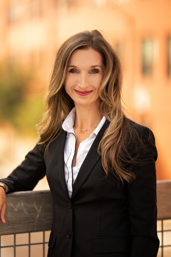 Amanda McMillan - @properties