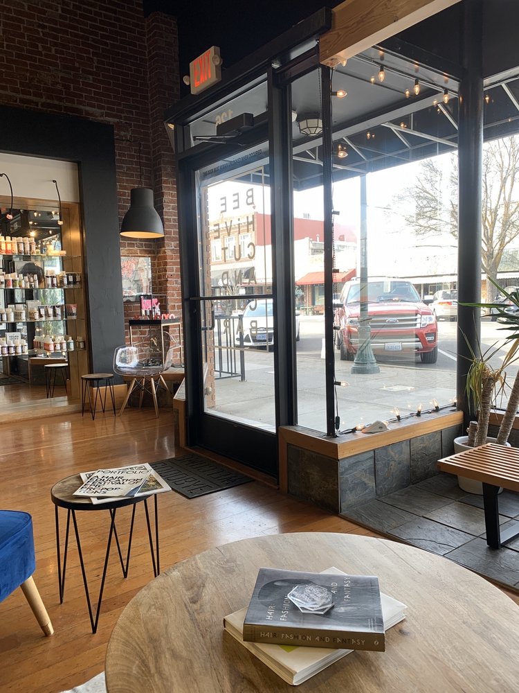 Beehive Cut & Color Bar