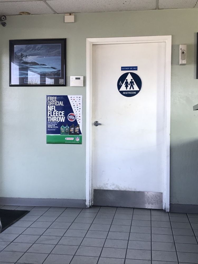 Bangi's Express Lube