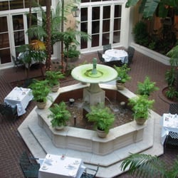Saint Louis Hotel Closed 12 Reviews Hotels 730 Rue Photo Of Saint Louis Hotel New Orleans La United States Nice Courtyard