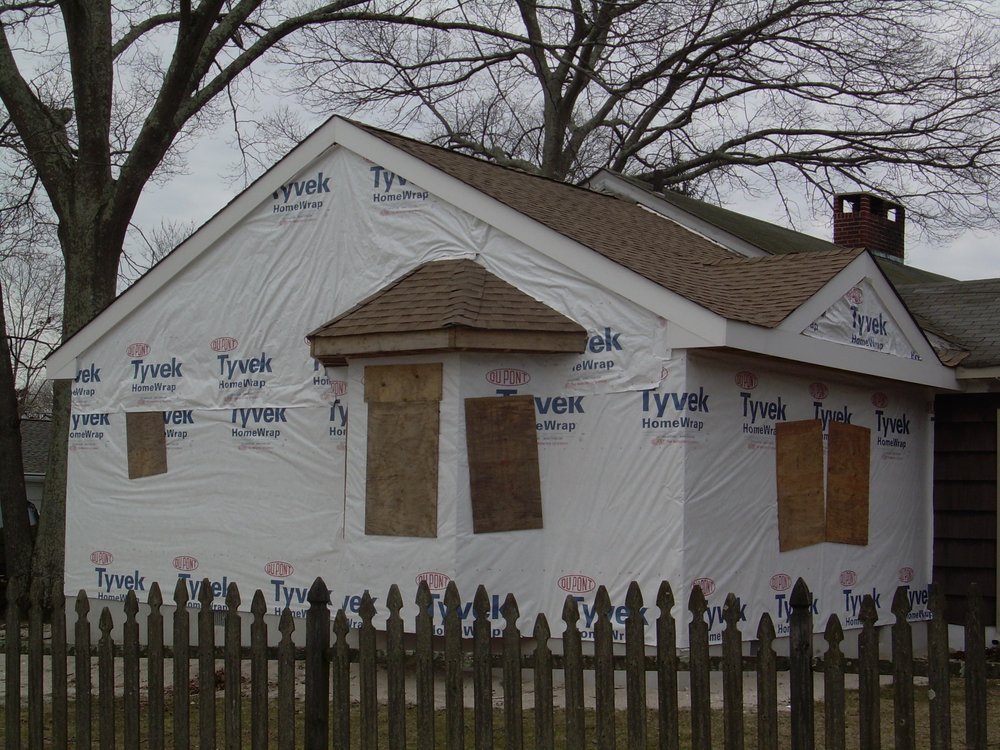 image of business Saviors Custom Carpentry