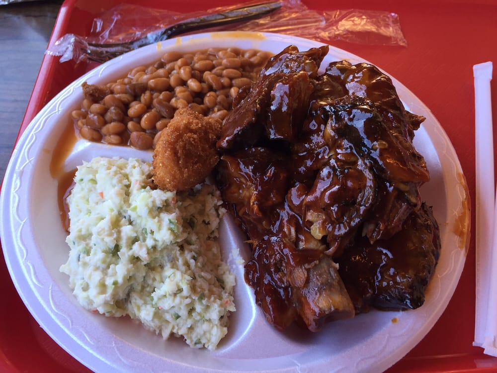 BarBQue Hut 16 Photos & 31 Reviews Barbeque 2802 Fort Bragg Rd