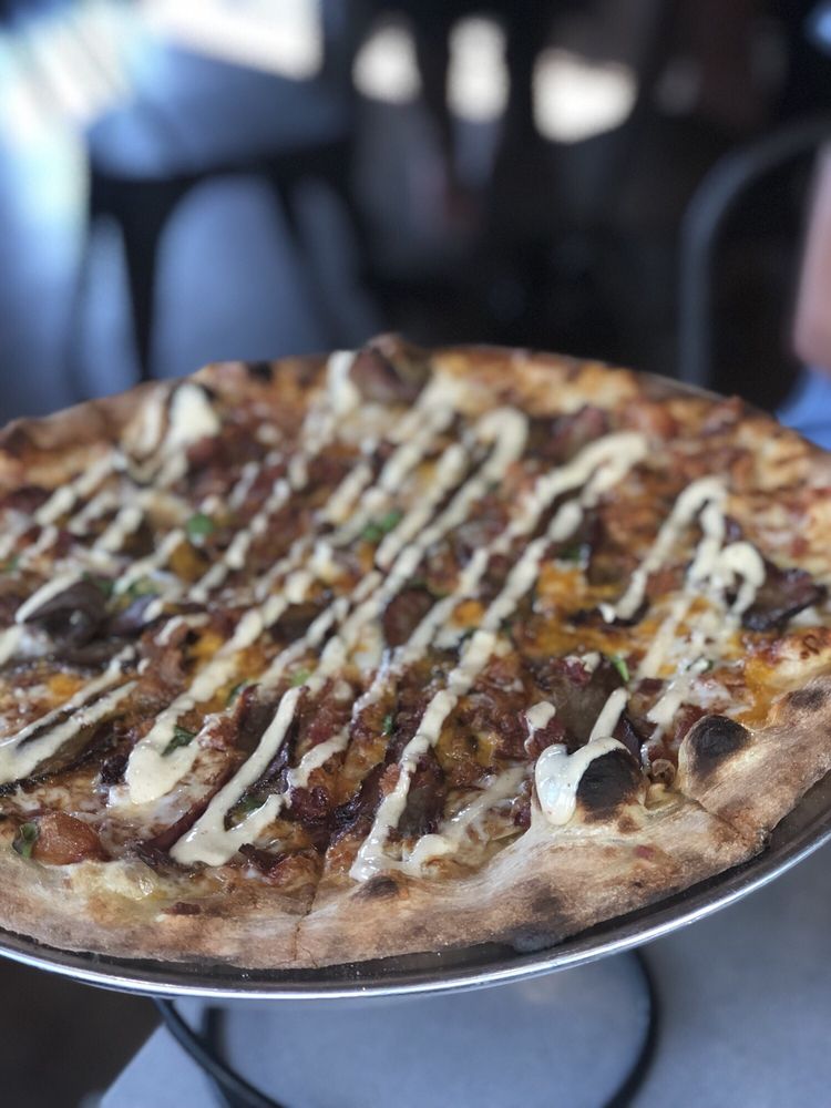 Slice Pizza & Brewhouse - Lakeview