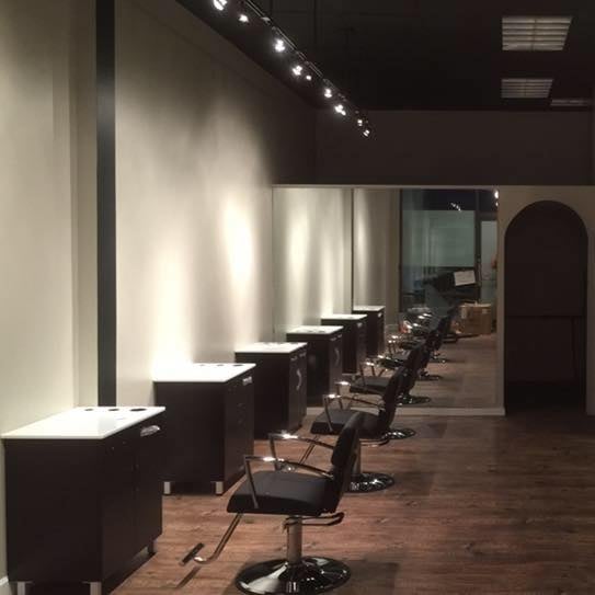 Lars Oliver Salon