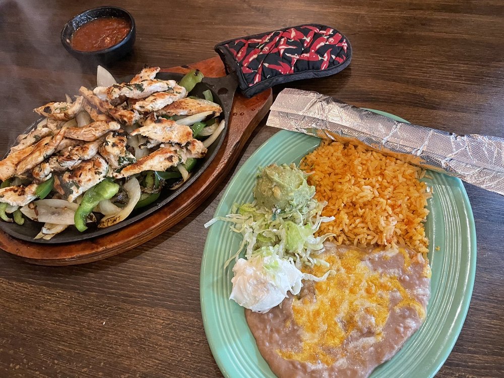 Las Fuentes Mexican Grill